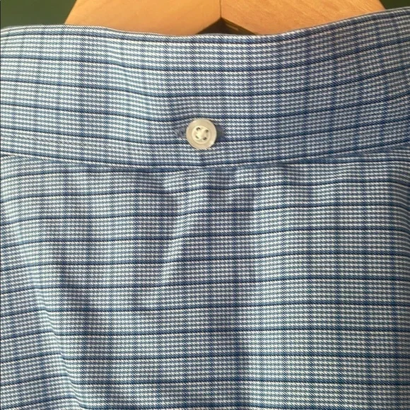 Duluth Trading Co Men's XL Blue & White Plaid Relaxed Fit Button Down Shirt - Picture 6 of 7